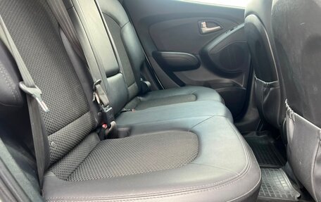 Hyundai ix35 I рестайлинг, 2013 год, 2 300 000 рублей, 21 фотография