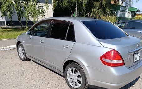 Nissan Tiida, 2005 год, 450 000 рублей, 2 фотография