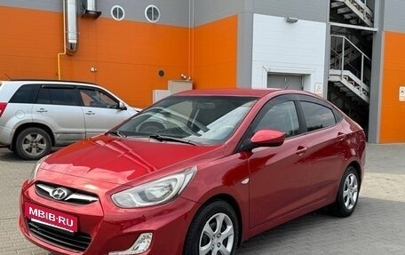 Hyundai Solaris II рестайлинг, 2011 год, 635 000 рублей, 9 фотография