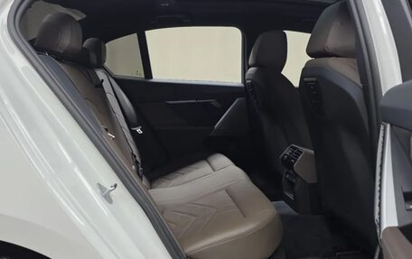 BMW 5 серия, 2024 год, 5 530 000 рублей, 11 фотография