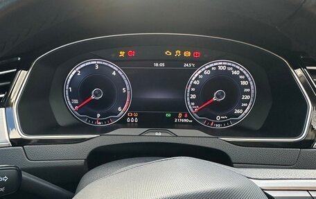 Volkswagen Passat B8 рестайлинг, 2019 год, 2 850 000 рублей, 20 фотография
