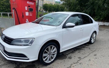 Volkswagen Jetta VI, 2015 год, 1 080 000 рублей, 3 фотография