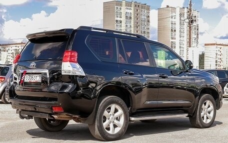 Toyota Land Cruiser Prado 150 рестайлинг 2, 2010 год, 2 499 000 рублей, 5 фотография