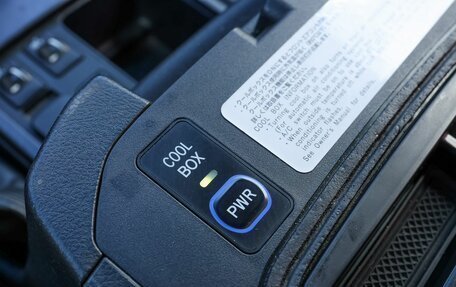Toyota Land Cruiser Prado 150 рестайлинг 2, 2010 год, 2 499 000 рублей, 31 фотография