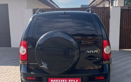Chevrolet Niva I рестайлинг, 2009 год, 299 000 рублей, 4 фотография