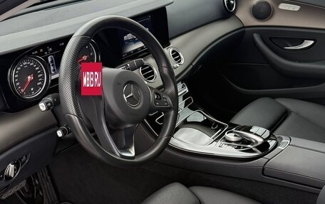 Mercedes-Benz E-Класс, 2016 год, 4 000 000 рублей, 10 фотография