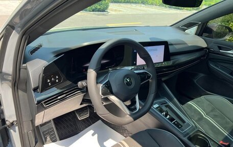 Volkswagen Golf VIII, 2022 год, 1 733 667 рублей, 9 фотография