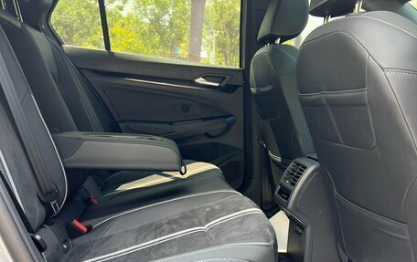 Volkswagen Golf VIII, 2022 год, 1 733 667 рублей, 20 фотография
