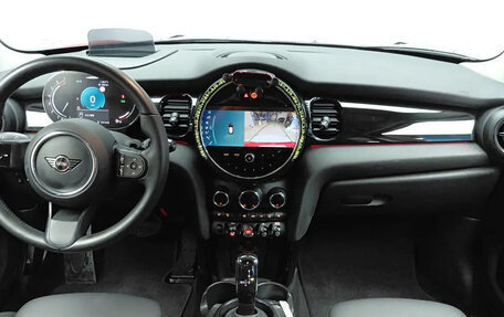 MINI Hatch, 2023 год, 1 700 000 рублей, 6 фотография