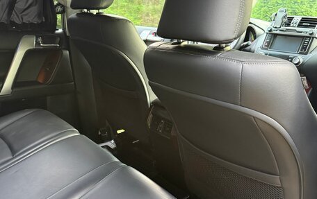 Toyota Land Cruiser Prado 150 рестайлинг 2, 2017 год, 4 600 000 рублей, 9 фотография