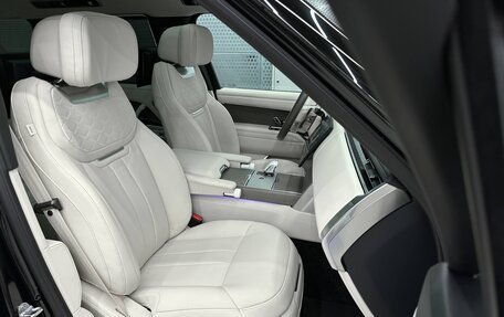 Land Rover Range Rover IV рестайлинг, 2025 год, 29 000 000 рублей, 16 фотография
