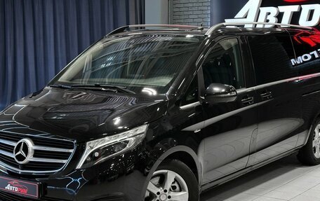 Mercedes-Benz V-Класс, 2018 год, 4 277 000 рублей, 2 фотография