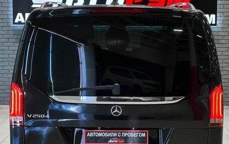 Mercedes-Benz V-Класс, 2018 год, 4 277 000 рублей, 8 фотография