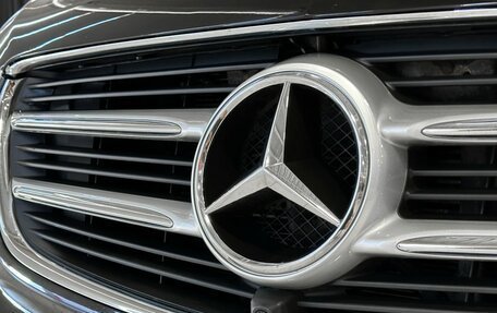 Mercedes-Benz V-Класс, 2018 год, 4 277 000 рублей, 5 фотография
