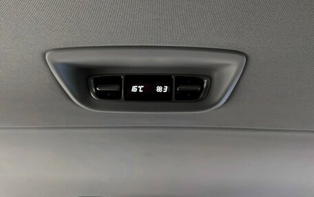 Mercedes-Benz V-Класс, 2018 год, 4 277 000 рублей, 29 фотография