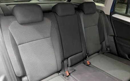 Volkswagen Tiguan II, 2021 год, 2 650 000 рублей, 17 фотография