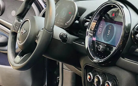 MINI Clubman, 2023 год, 1 800 000 рублей, 11 фотография