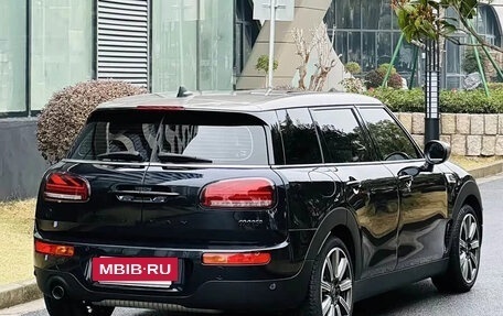 MINI Clubman, 2023 год, 1 800 000 рублей, 6 фотография