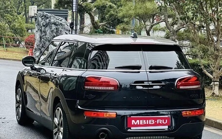 MINI Clubman, 2023 год, 1 800 000 рублей, 7 фотография