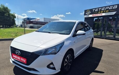 Hyundai Solaris II рестайлинг, 2022 год, 1 580 000 рублей, 3 фотография