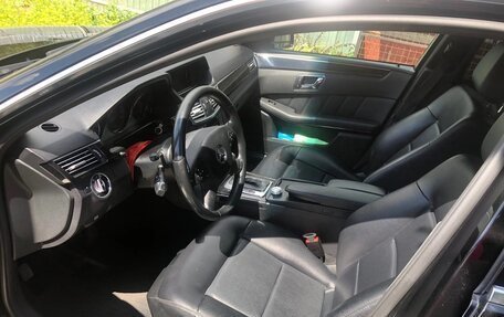 Mercedes-Benz E-Класс, 2010 год, 1 080 000 рублей, 4 фотография