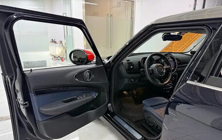 MINI Clubman, 2023 год, 1 900 000 рублей, 6 фотография