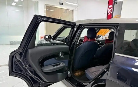 MINI Clubman, 2023 год, 1 900 000 рублей, 13 фотография