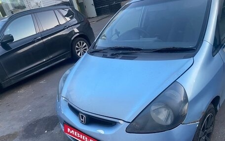Honda Fit III, 2002 год, 150 000 рублей, 1 фотография