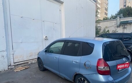 Honda Fit III, 2002 год, 150 000 рублей, 2 фотография