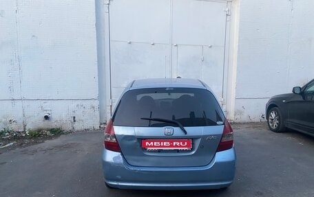 Honda Fit III, 2002 год, 150 000 рублей, 4 фотография