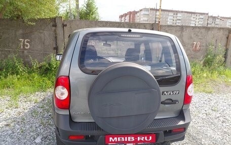 Chevrolet Niva I рестайлинг, 2012 год, 500 000 рублей, 4 фотография