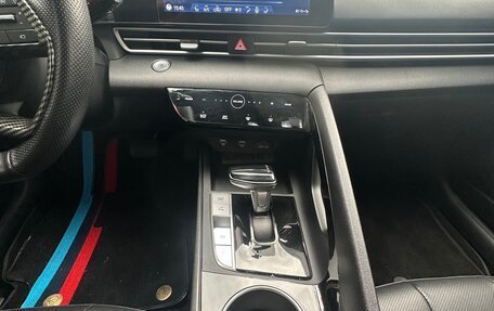 Hyundai Elantra, 2021 год, 1 990 000 рублей, 14 фотография