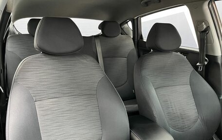Hyundai Solaris II рестайлинг, 2015 год, 999 900 рублей, 17 фотография