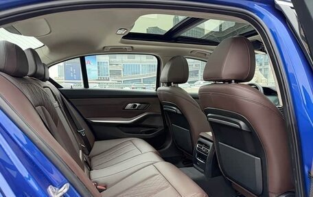 BMW 3 серия, 2022 год, 2 770 000 рублей, 22 фотография