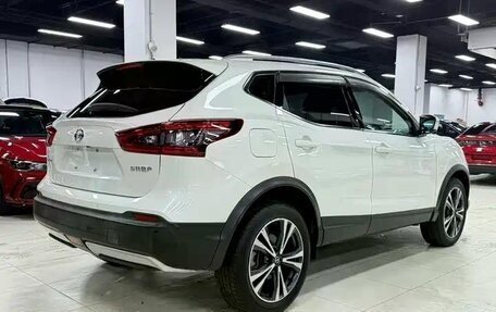 Nissan Qashqai, 2022 год, 2 200 000 рублей, 7 фотография