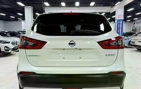 Nissan Qashqai, 2022 год, 2 200 000 рублей, 6 фотография