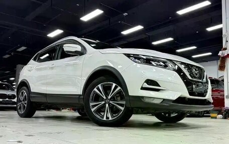 Nissan Qashqai, 2022 год, 2 200 000 рублей, 2 фотография