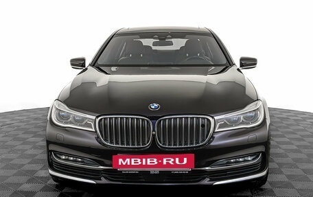 BMW 7 серия, 2017 год, 3 800 000 рублей, 2 фотография