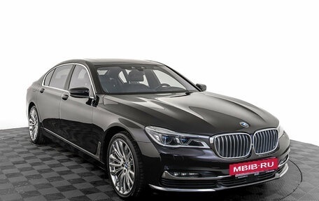 BMW 7 серия, 2017 год, 3 800 000 рублей, 3 фотография