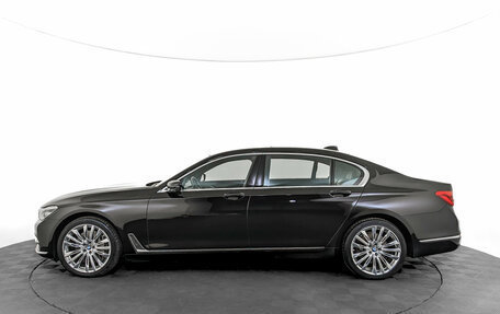 BMW 7 серия, 2017 год, 3 800 000 рублей, 8 фотография