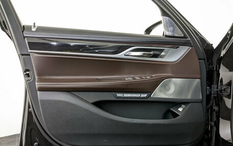 BMW 7 серия, 2017 год, 3 800 000 рублей, 20 фотография