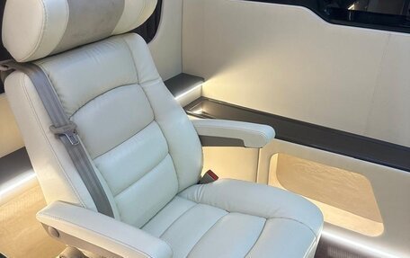 Mercedes-Benz V-Класс, 2022 год, 15 000 000 рублей, 10 фотография