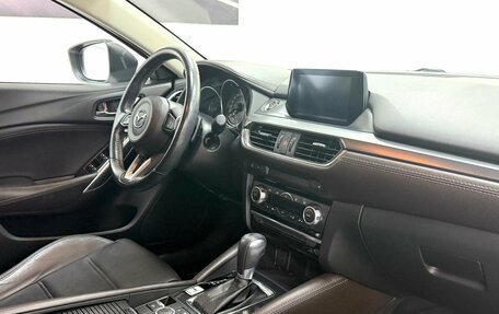 Mazda 6, 2018 год, 2 225 000 рублей, 23 фотография