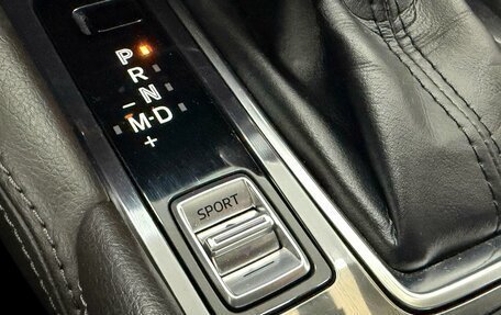 Mazda 6, 2018 год, 2 225 000 рублей, 18 фотография