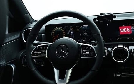 Mercedes-Benz A-Класс, 2022 год, 2 050 000 рублей, 14 фотография