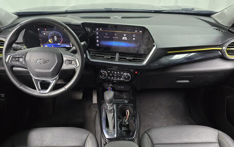Chevrolet Trax, 2023 год, 1 300 000 рублей, 6 фотография