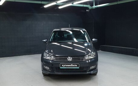 Volkswagen Polo VI (EU Market), 2018 год, 525 000 рублей, 2 фотография