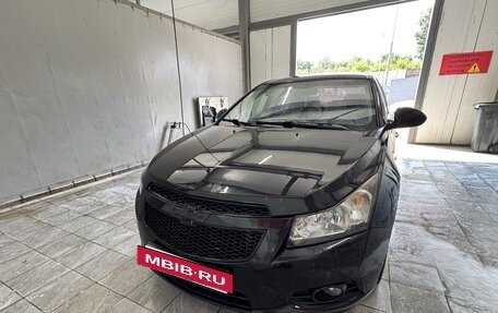 Chevrolet Cruze II, 2010 год, 650 000 рублей, 2 фотография