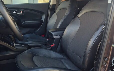 Hyundai ix35 I рестайлинг, 2013 год, 1 350 000 рублей, 23 фотография