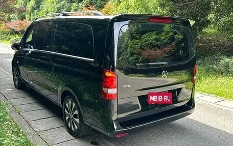 Mercedes-Benz V-Класс, 2023 год, 6 109 000 рублей, 4 фотография